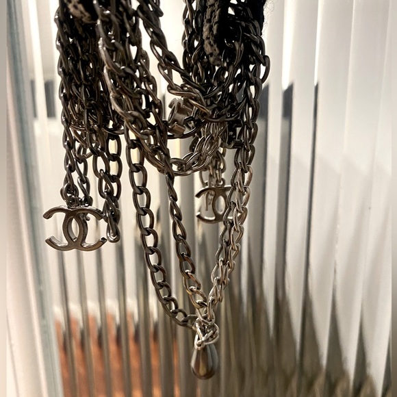 CHANEL Karl Lagerfeld Tweed Jacket with CC Logo Gunmetal & Pearl Chains. EU 40 - Picture 7 of 13